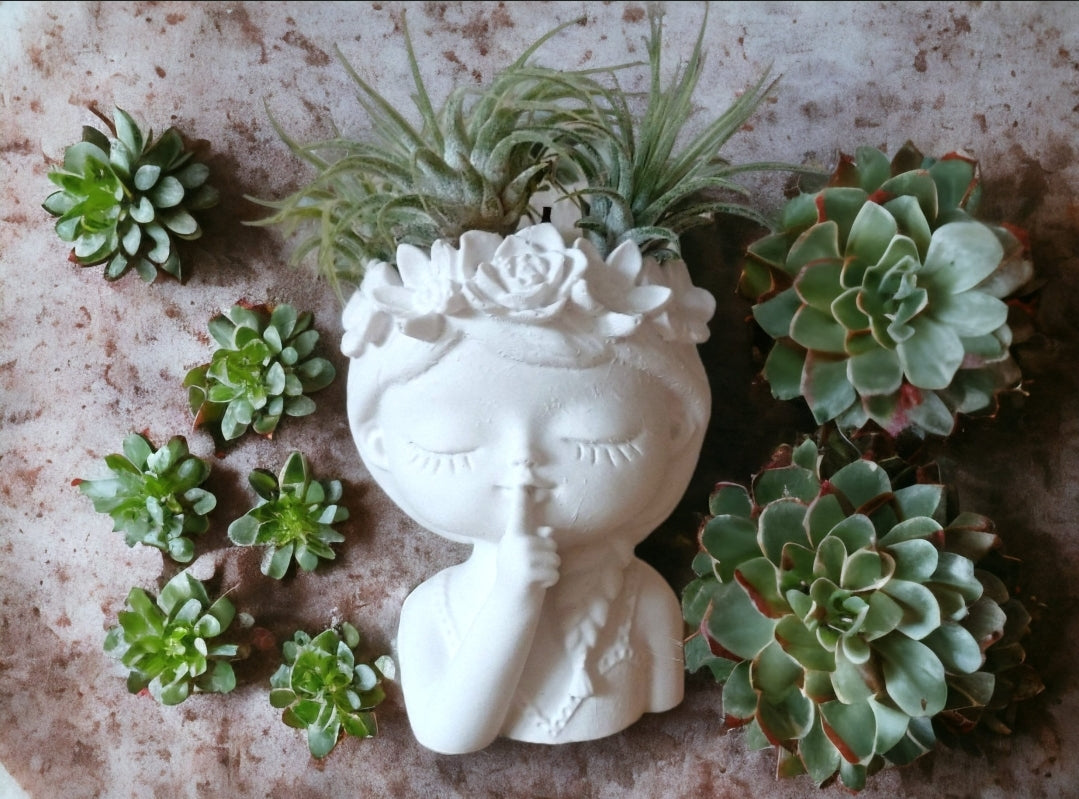 Raysin Vase, Blumenmädchen, Blumenvase, Mädchenkopf, Muttertag, Dekofigur, Trockenblumen, Wohndeko, Fensterdeko, Tischdeko - Makrameelilifee