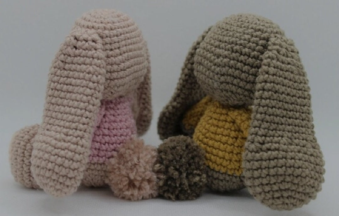 Super süße Amigurumi Hasen, Osterhase, Präsent, Gastgebergeschenk, Geschenk zu Ostern, Osterdeko Oster Mitbringsel, Schlappohrhase - Makrameelilifee